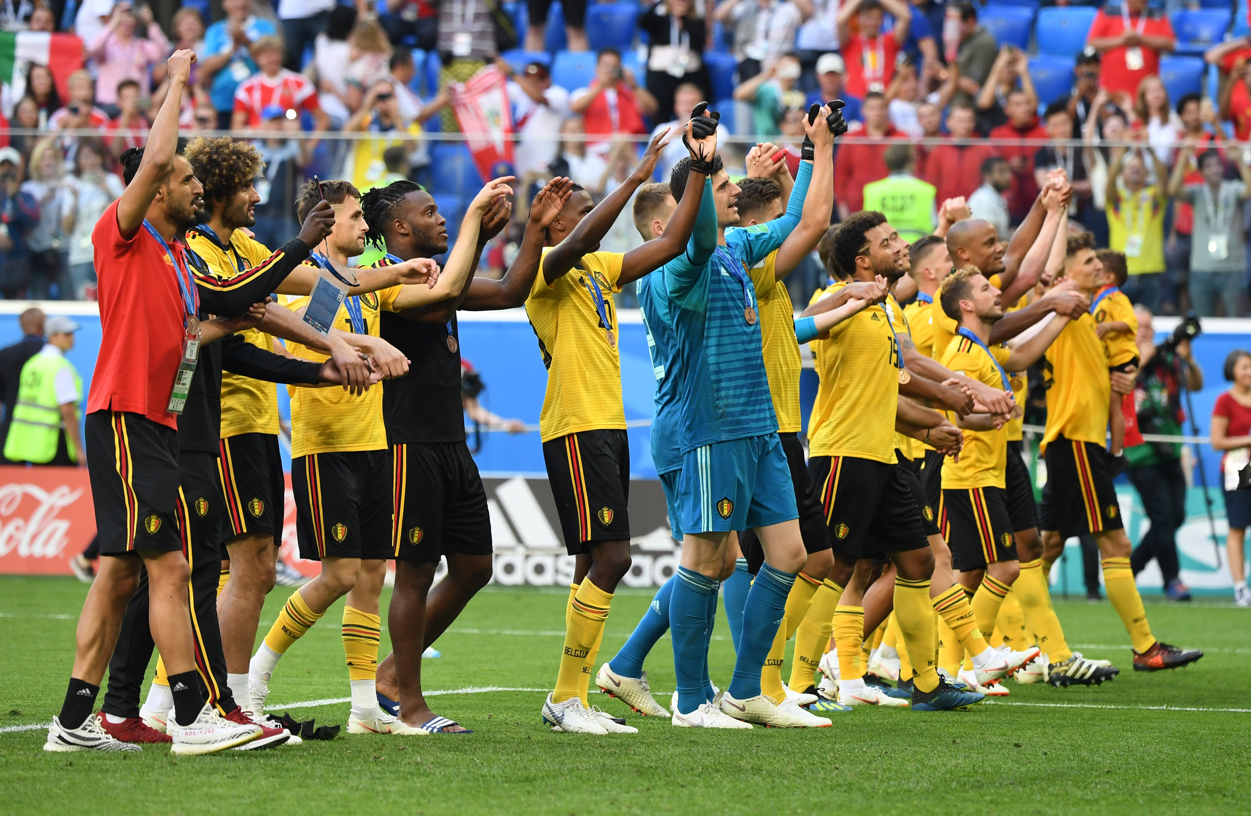 马刺123-113击败步行者，西亚卡姆23分10板带队惨遭11连败